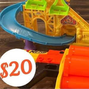 Fisher-Price Yellow and Blue Adventure Set